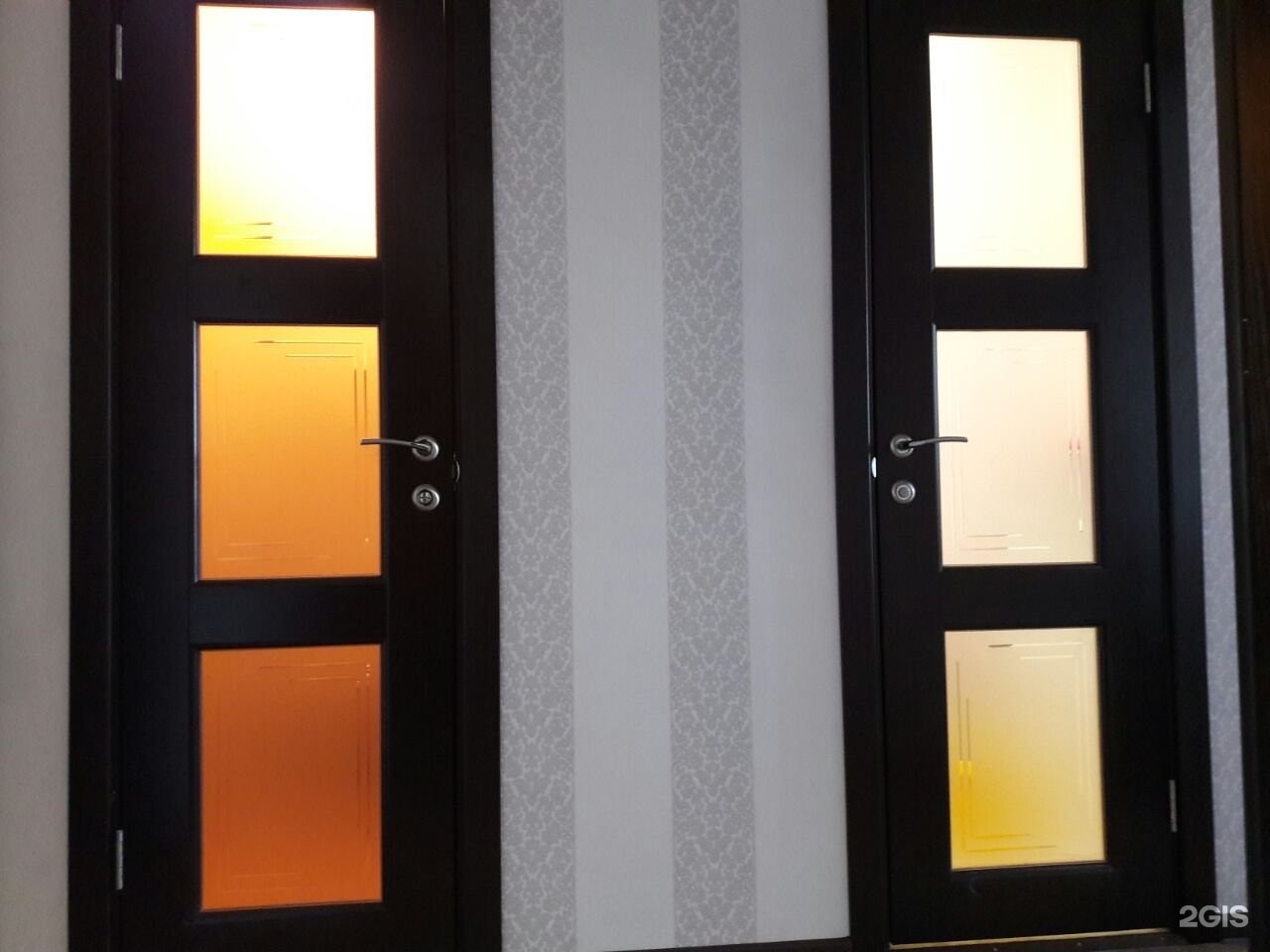 Помещения для арт выставок. А. Третьяковка ленинградская ул 28 2 хабаровск. Художественный музей хабаровск. Третьяковская галерея в иркутске здание.