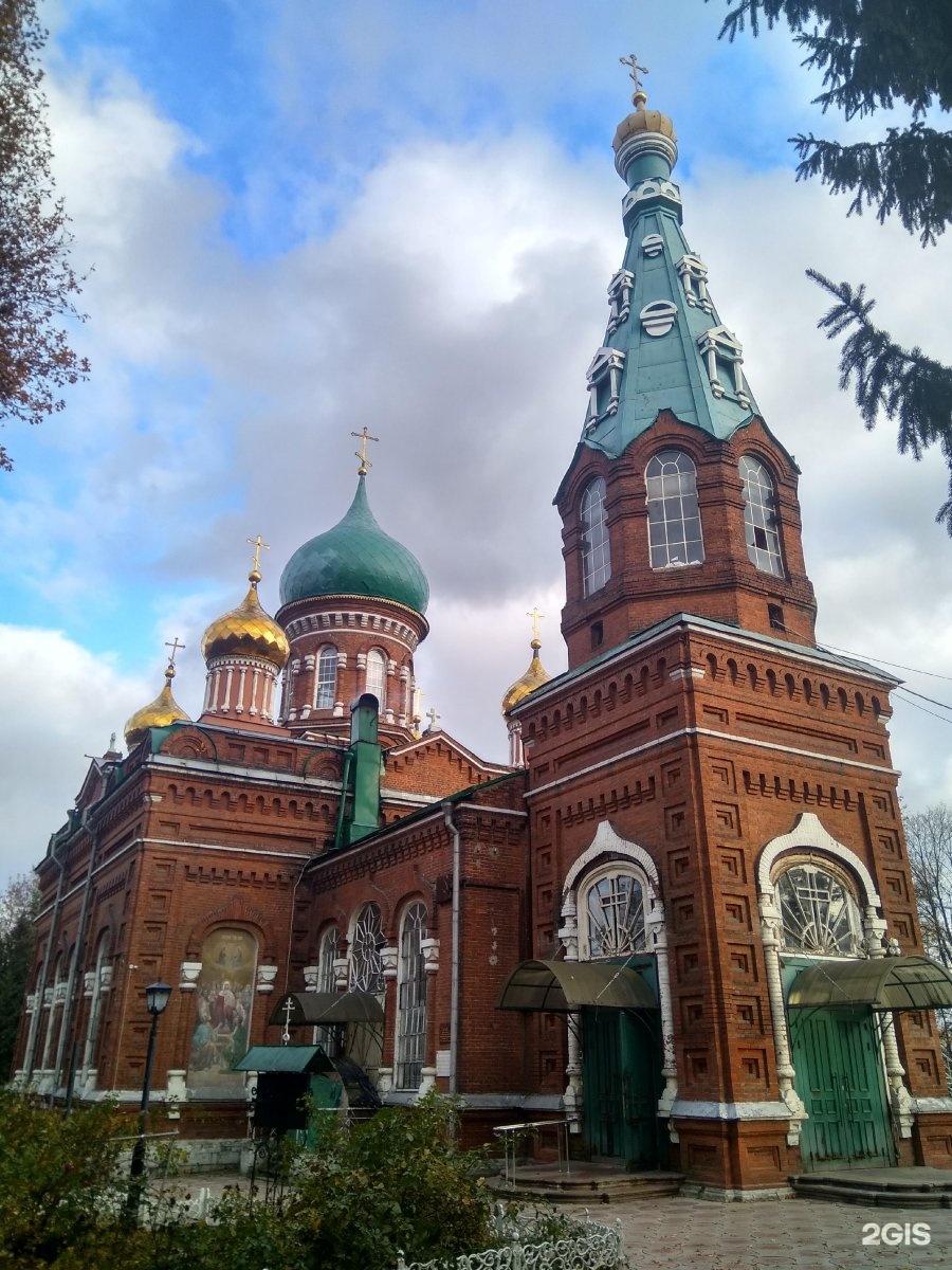 Храм святых апостолов в Туле