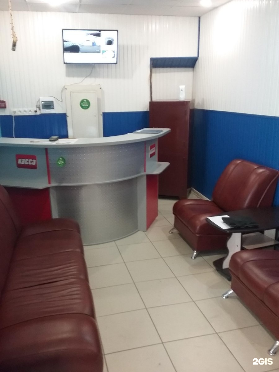 Дом быта саратов. Ук прайд саратов. Проспект энтузиастов 43 корпус 1. Проспект энтузиастов 43 саратов. Энтузиастов 43б.