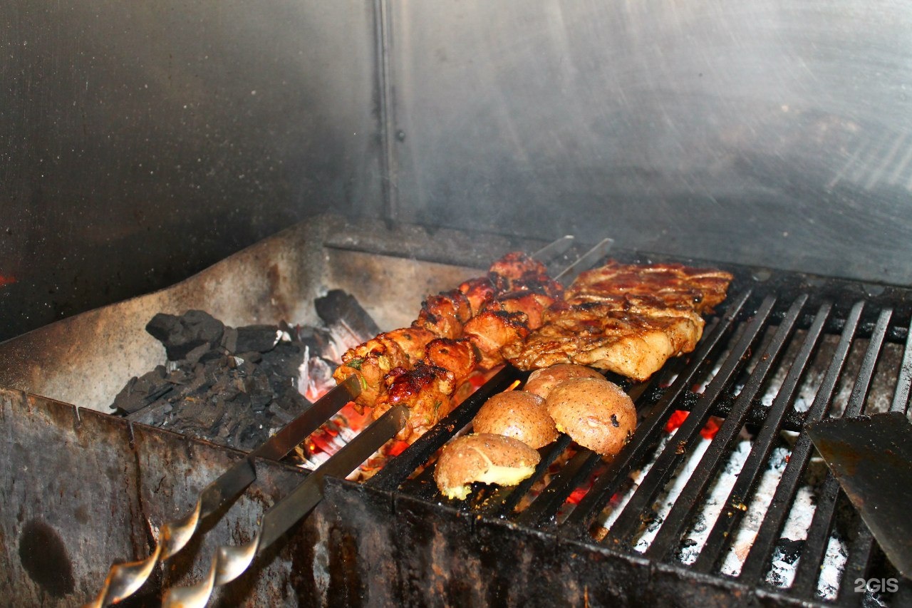 братья гриль северодвинск. мясо на живом огне архангельск. ресторан река архангельск. братья гриль архангельск. меню кафе братья гриль в архангельске.