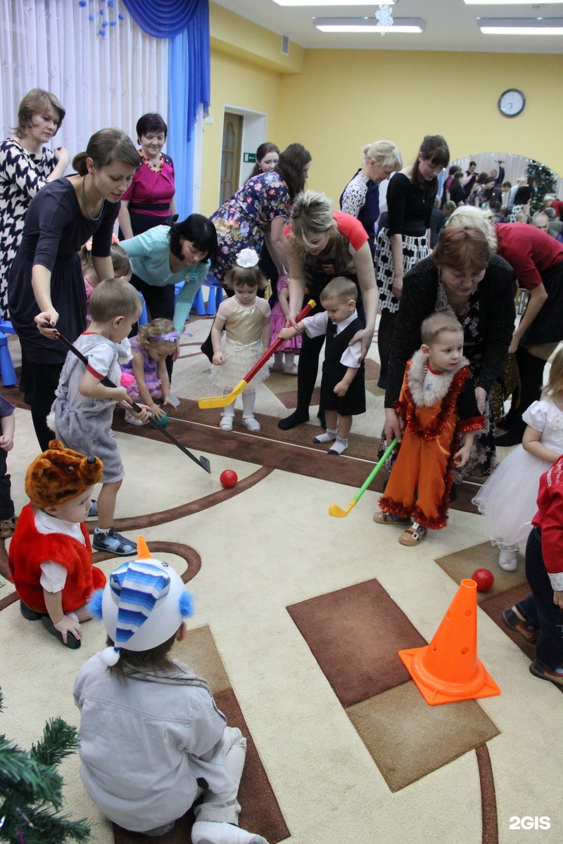 Лесная поляна проспектов михайлова 11а. Центр развития кемерово. Ленина 50 бэйби академия. Детский клуб для развития серебряный город. Центр развития кемерово.