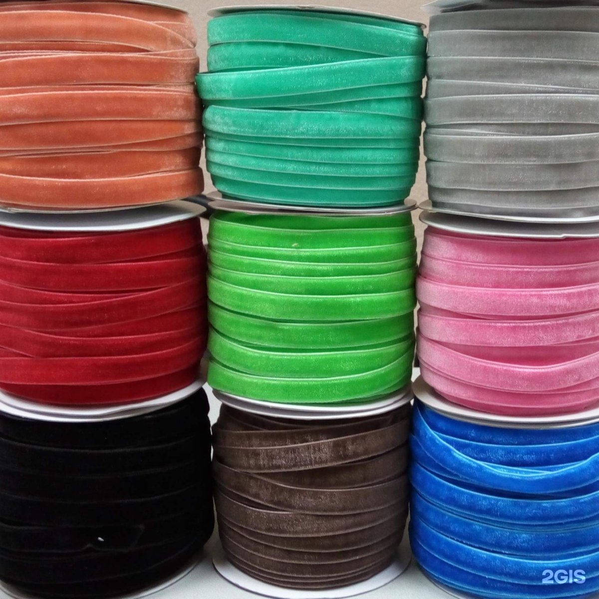 Магазин рукоделия на ленинском проспекте. Ленинский проспект магазины рукоделия. Кладовая рукоделия. Рукоделие химки. Искусница ленинский пр.