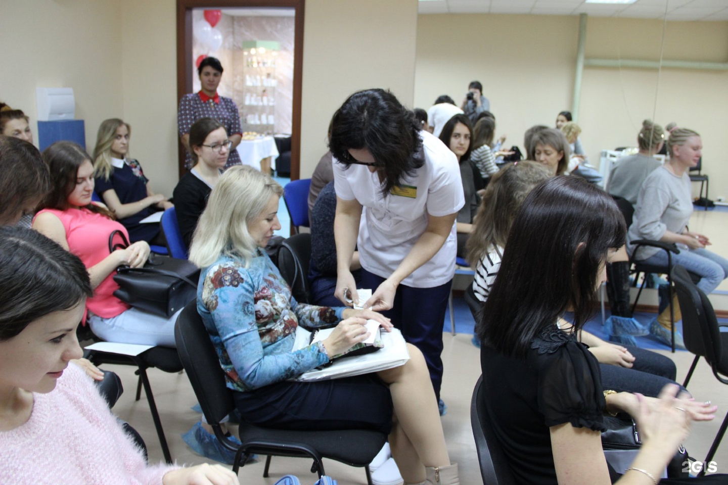 Центр медея. Медея медицинский центр ульяновск 2003. спортклуб косметолог стерлитамак.