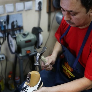 Фото от владельца КОЖ-МАСТЕР, сеть мастерских по ремонту обуви, кожгалантереи и одежды