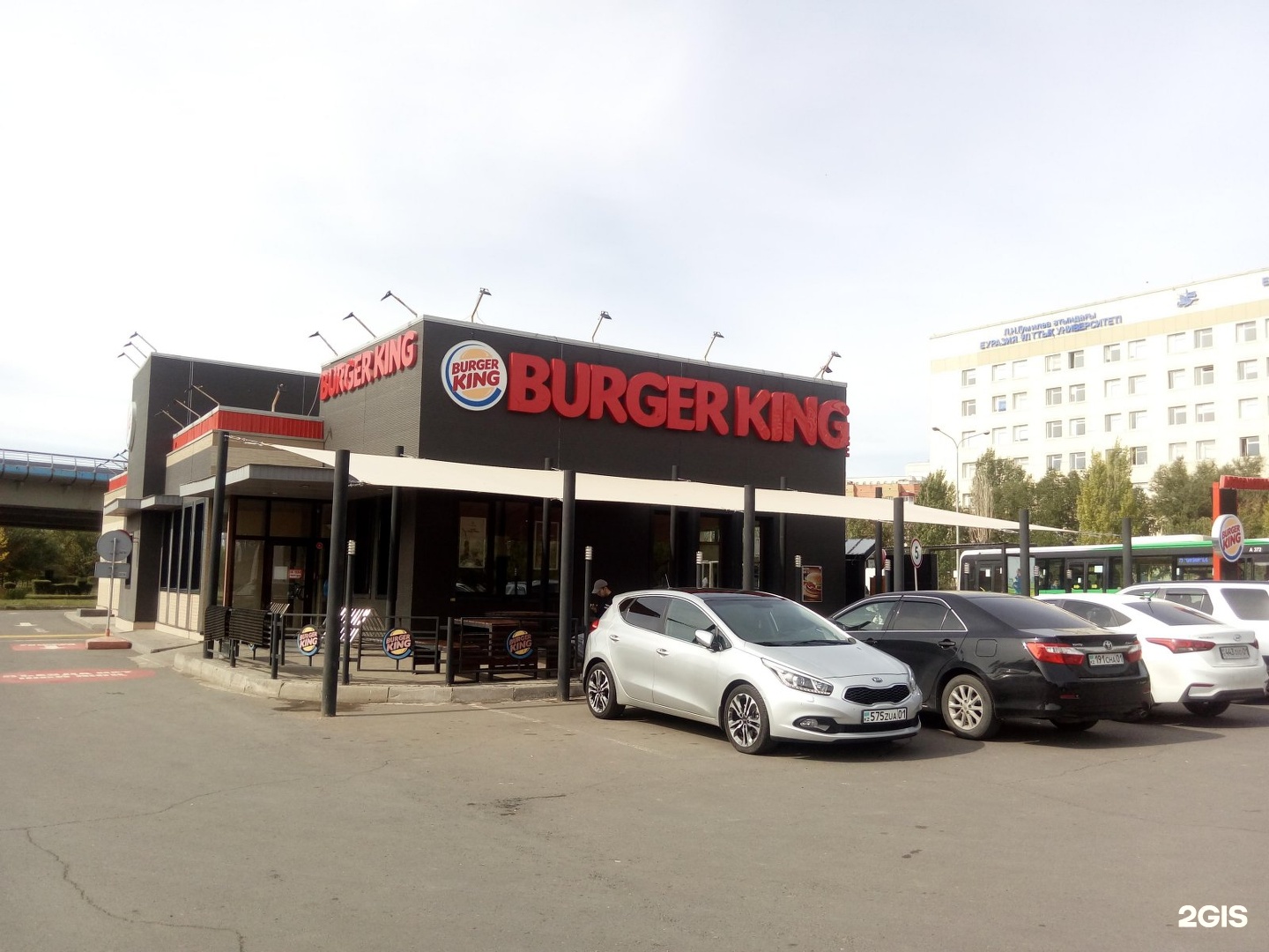 Best burger ул маршала кошевого 18 фото Burger King, рестораны быстрого питания, Burger King, улица Александра Пушкина, 