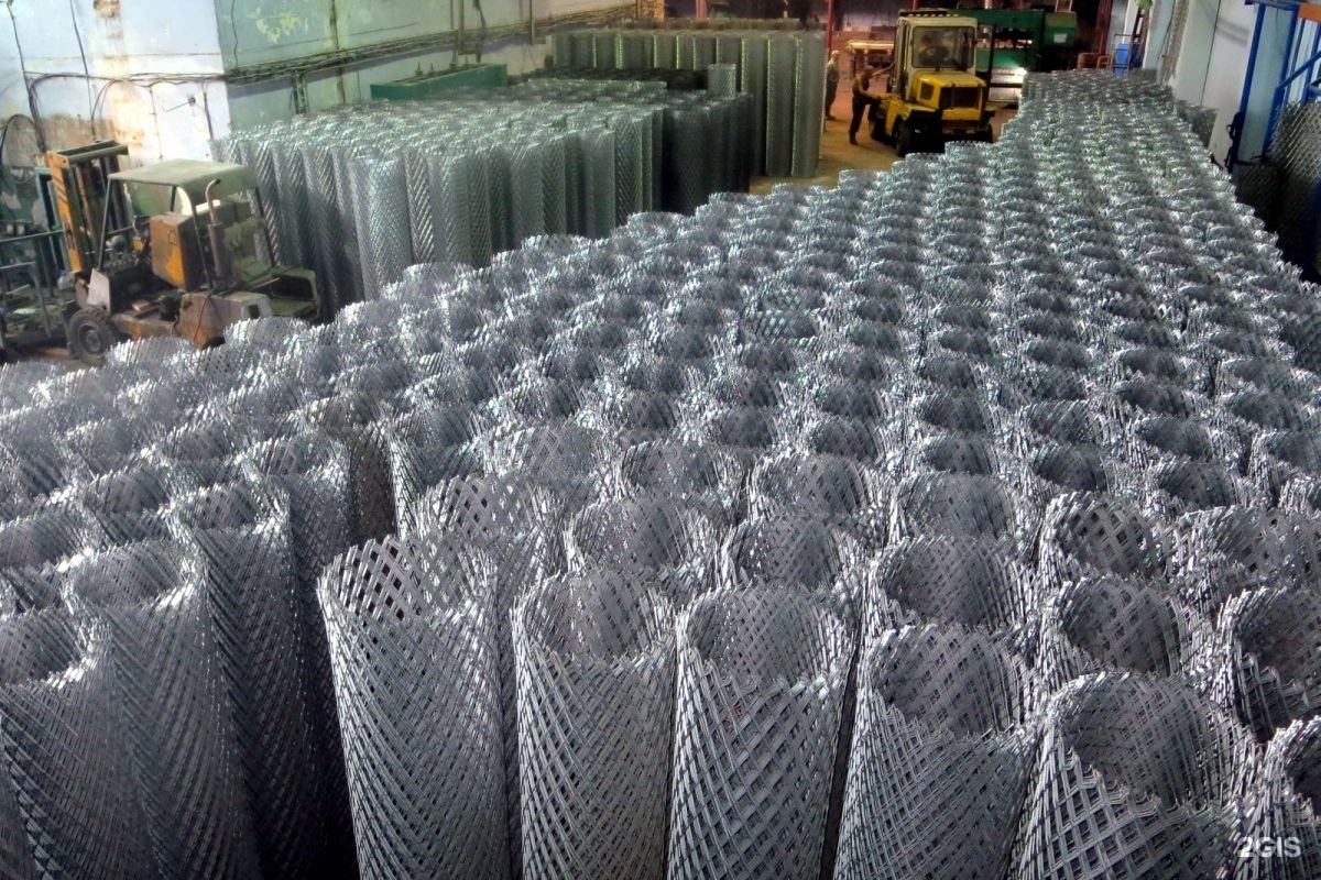 Сетка спектр. Заборы из сварной проволоки рулонной. Сетка сварная оцинкованная 12. Рабица оцинкованная 50*50*2,0 (2,0м*10м). Завод по производству армирующей базальтовый сетки город энгельс-19.