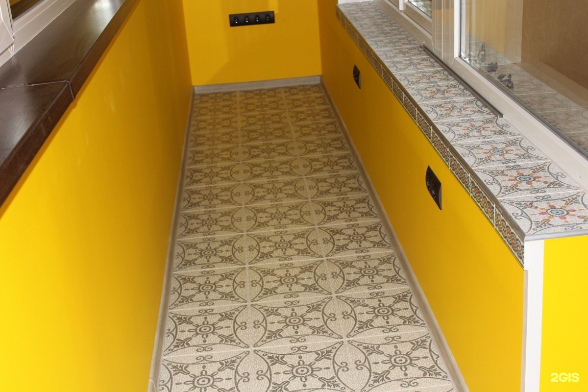 Фото плитки на балконе на полу