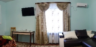 Астрахань: Отель Сюрприз