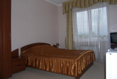 Астрахань: Отель Золотой джин