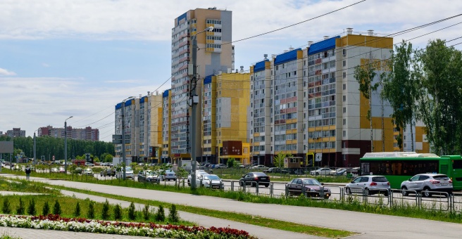 Фото нет, но очень захотелось оставить отзыв о двух заведениях в мкр Парковый. С
