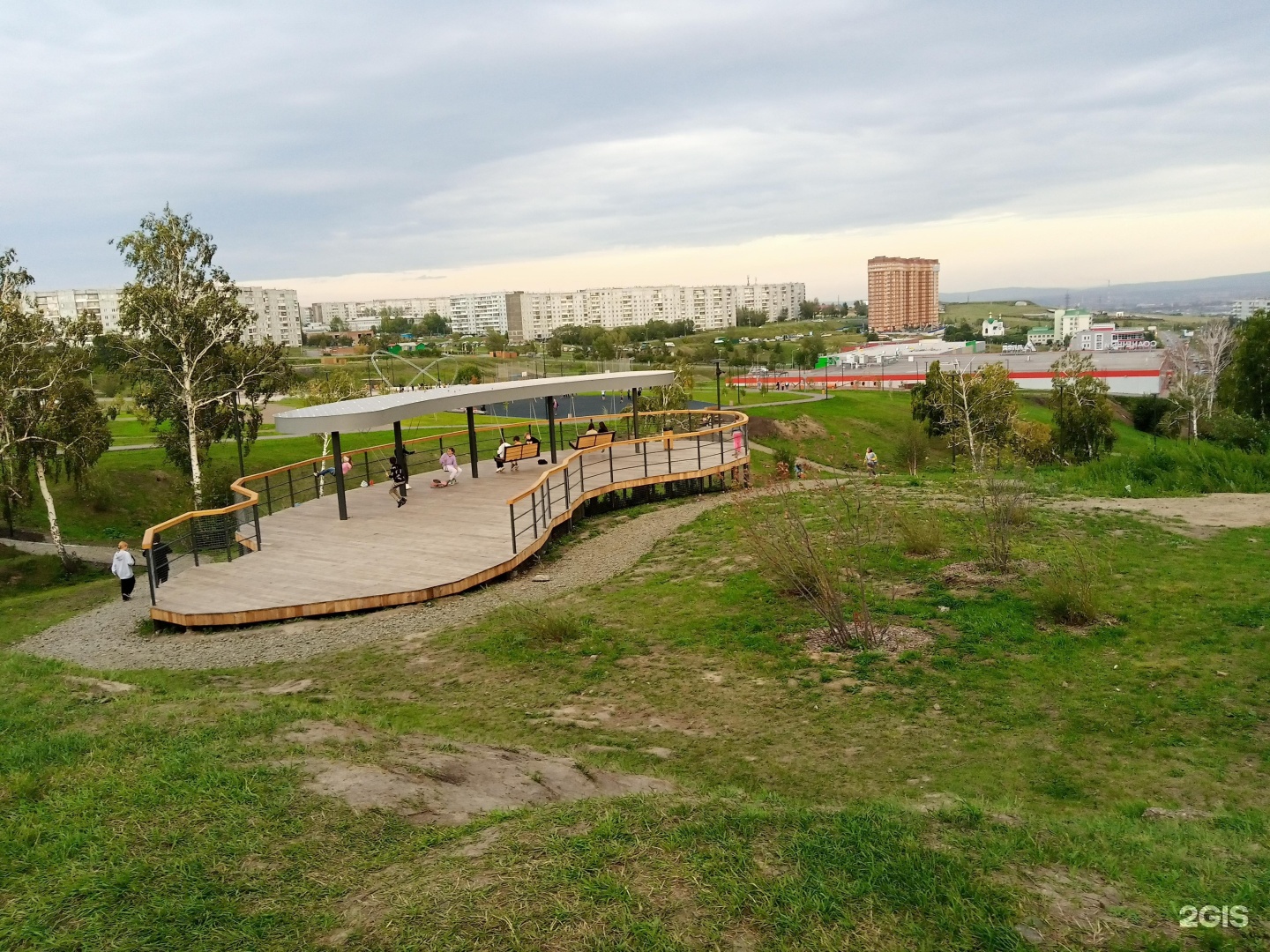 Солнечная поляна красноярск. Парк в Солнечном Красноярск. Парк Солнечная Поляна Красноярск. Парк Солнечная Поляна Красноярск Солнечный. Парк в Солнечном Красноярск новый.