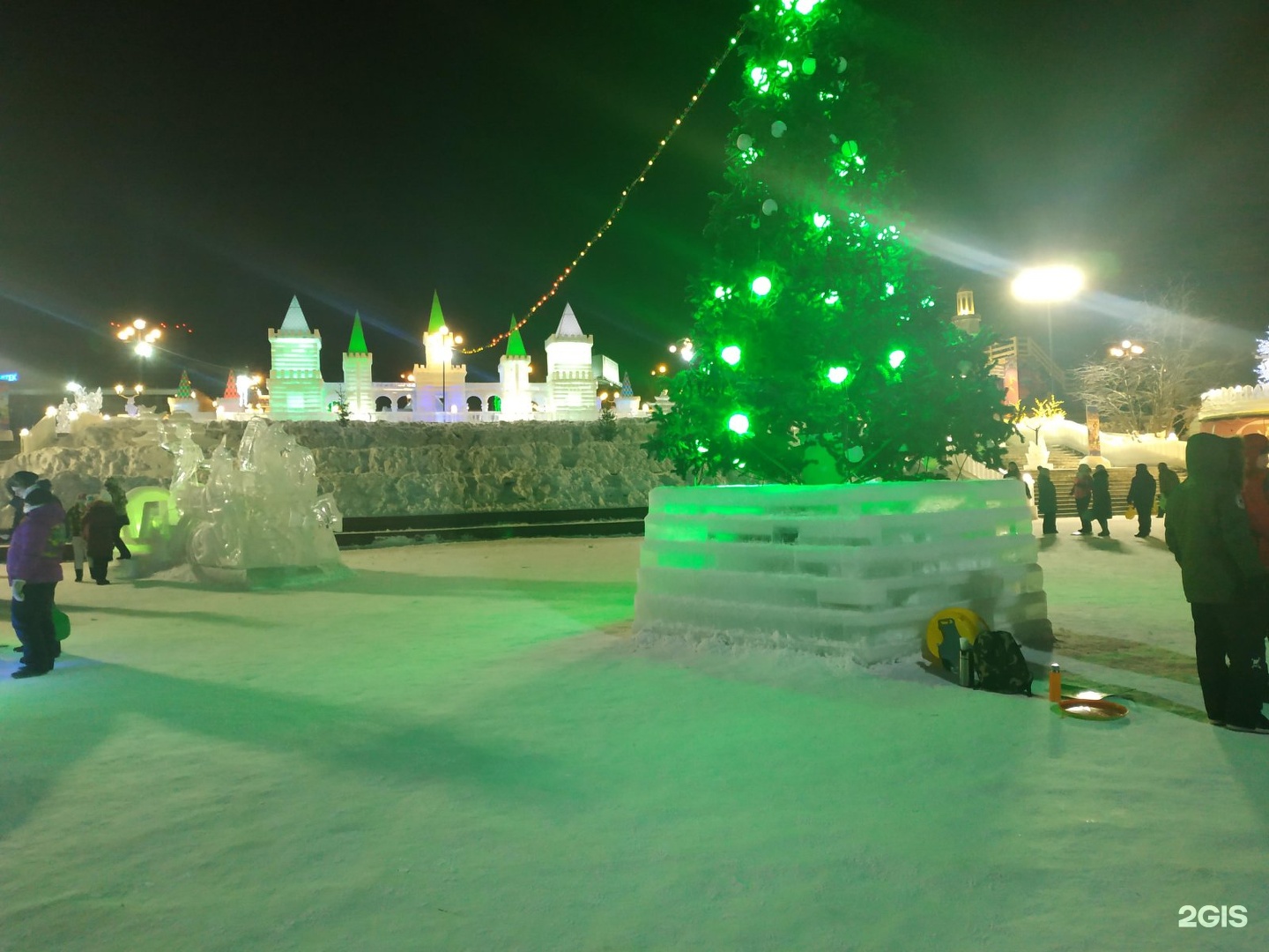 ледовый городок на набережной новосибирск