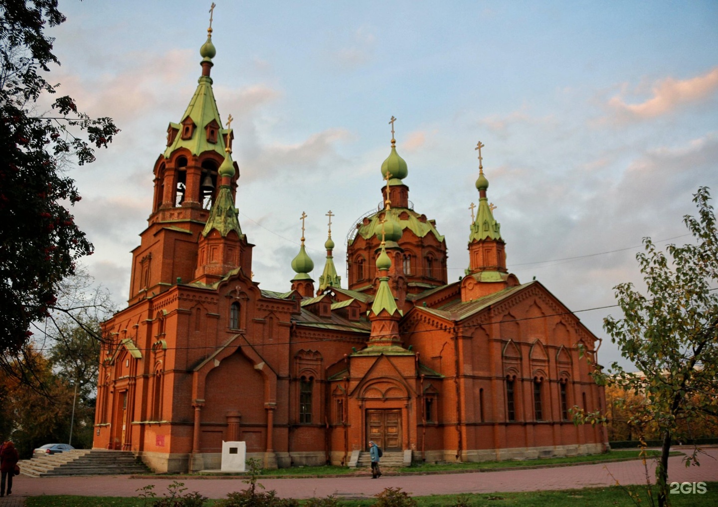 челябинск парк алое поле