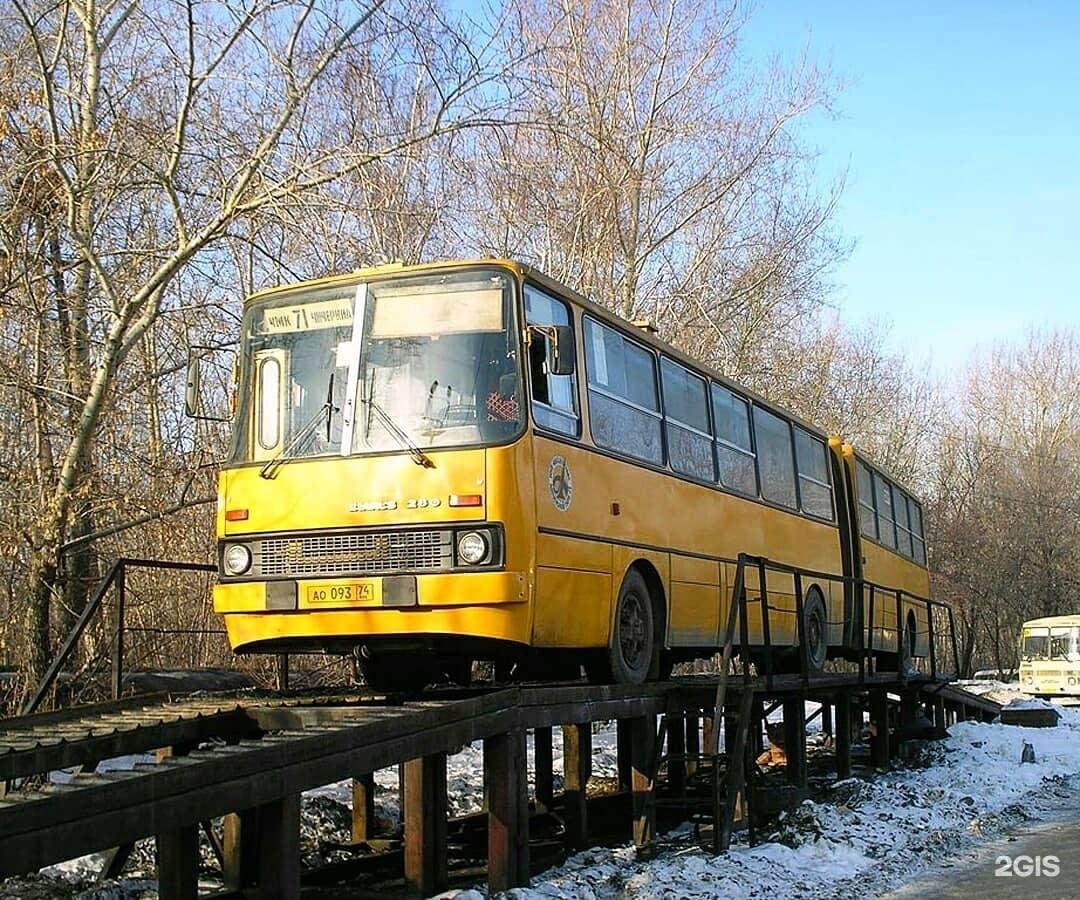 71 автобус челябинск. Челябинский автобус Икарус 280. Автобусы Икарус в Челябинске. Автобус 71 Челябинск. Икарусы в Челябинске фото.