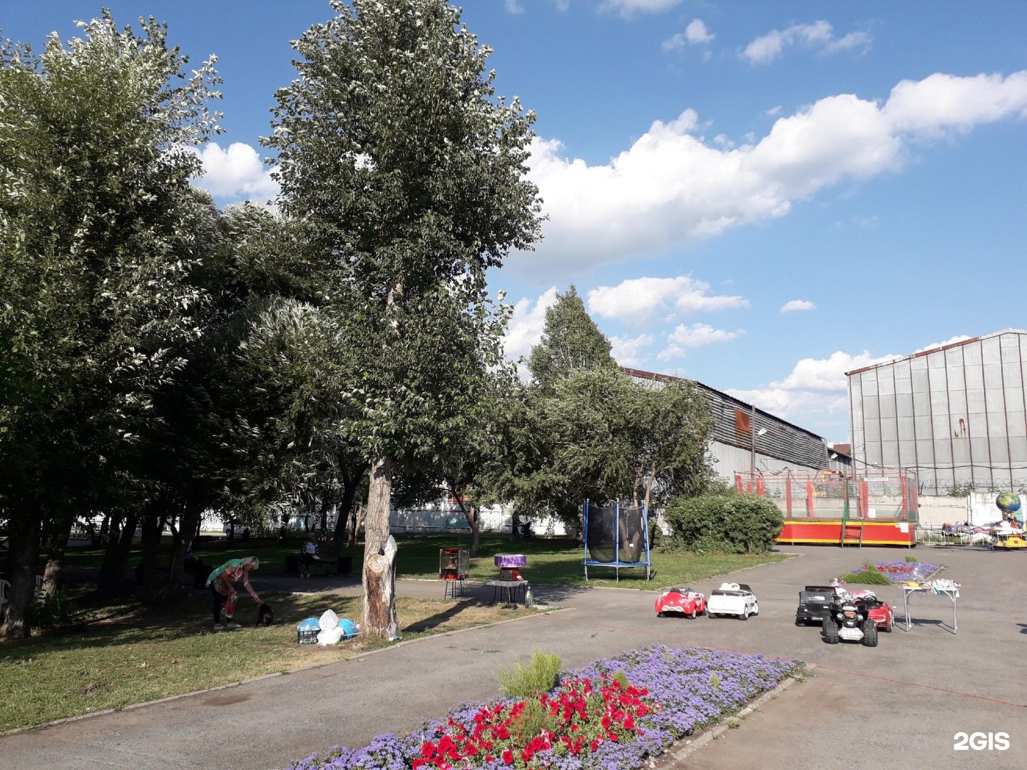 улица дубенского красноярск. сквер на гусарова пермь. сквер победителей. сквер возле совмена красноярск. сквер победителей.