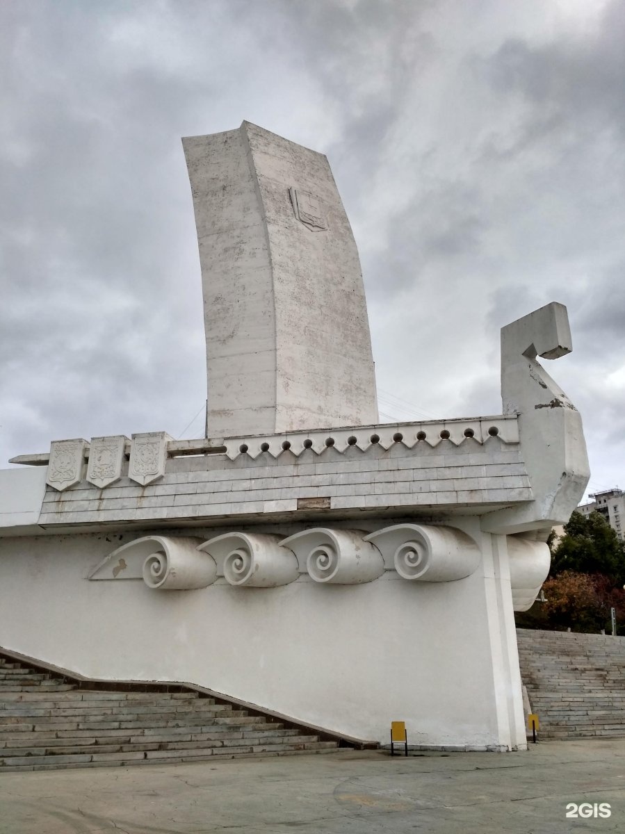 Монумент Ладья Самара