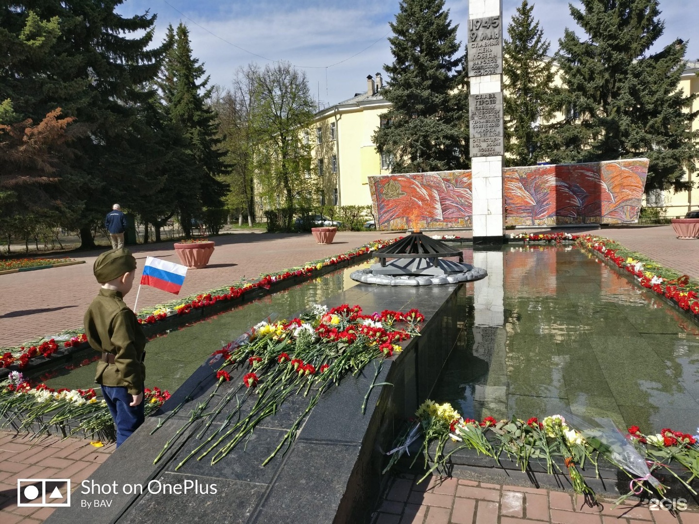 памятники великой отечественной войны в нижнем новгороде. вечный огонь в нижегородском кремле. мемориалы великой войны в нижнем новгороде. вечный огонь нижний новгород кремль. мемориал вечный огонь в нижегородском кремле.