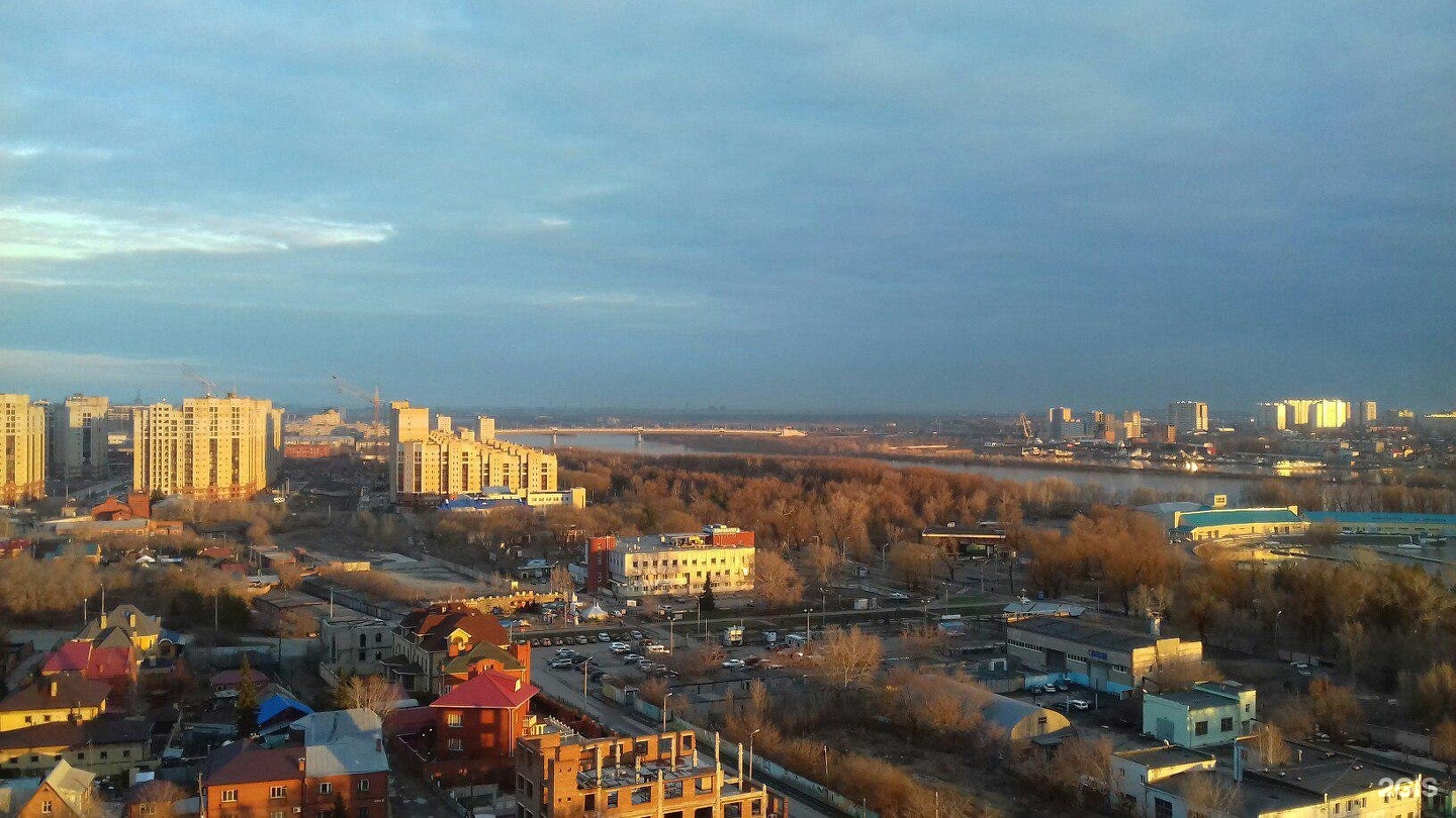 Городок омск. Водники Омск. Улица Водников Омск. Улица Водников Красноярск. Омск городок Водников долгострой.