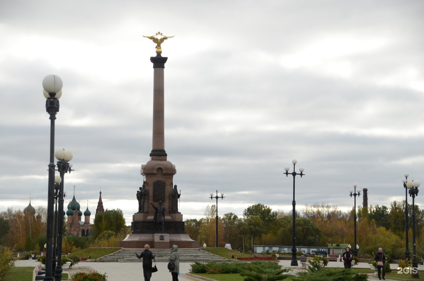 Стелла памятник в Ярославле