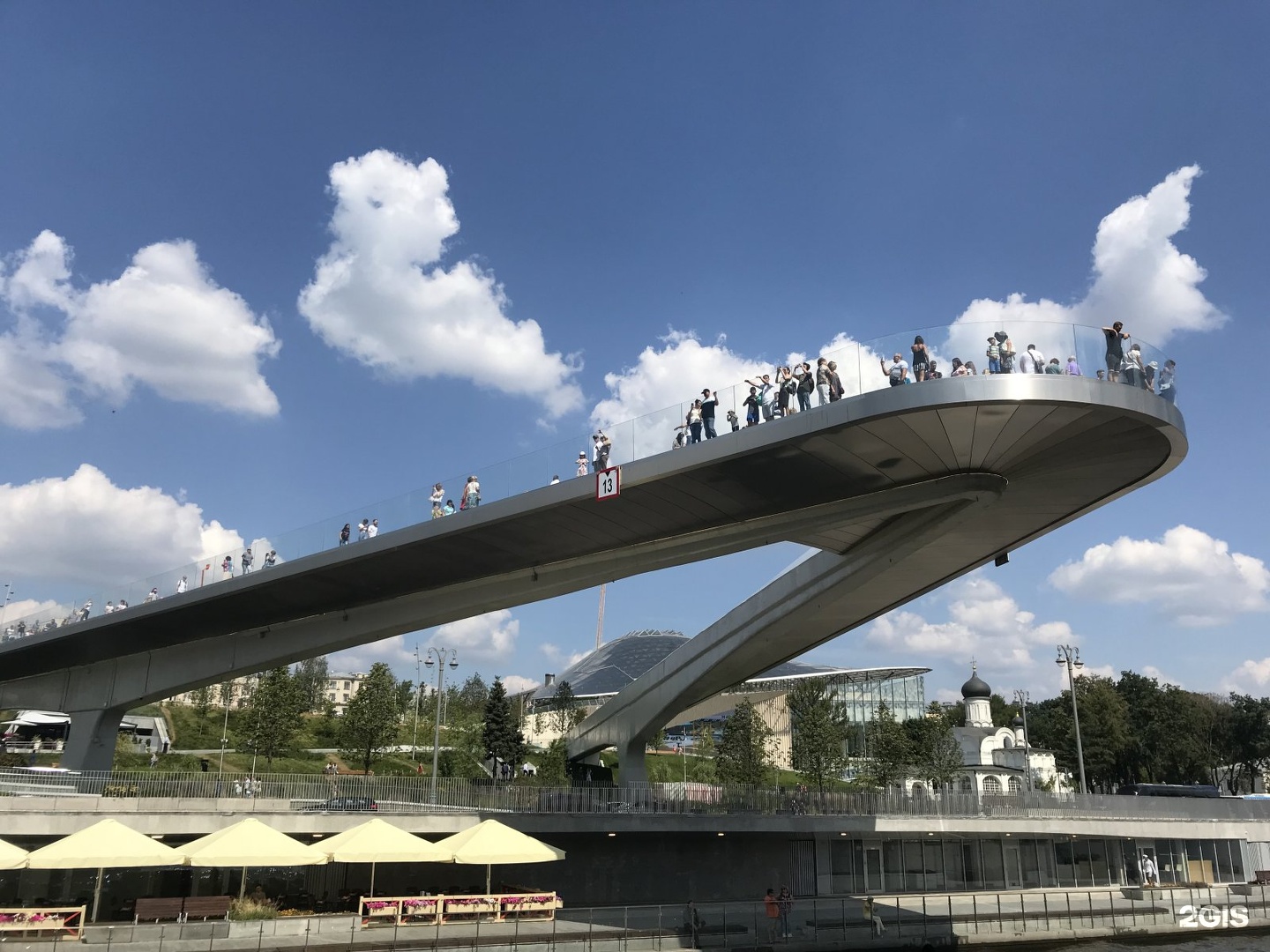 Парящий мост парк зарядье москва