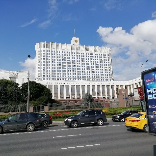 Дом правительства в москве фото