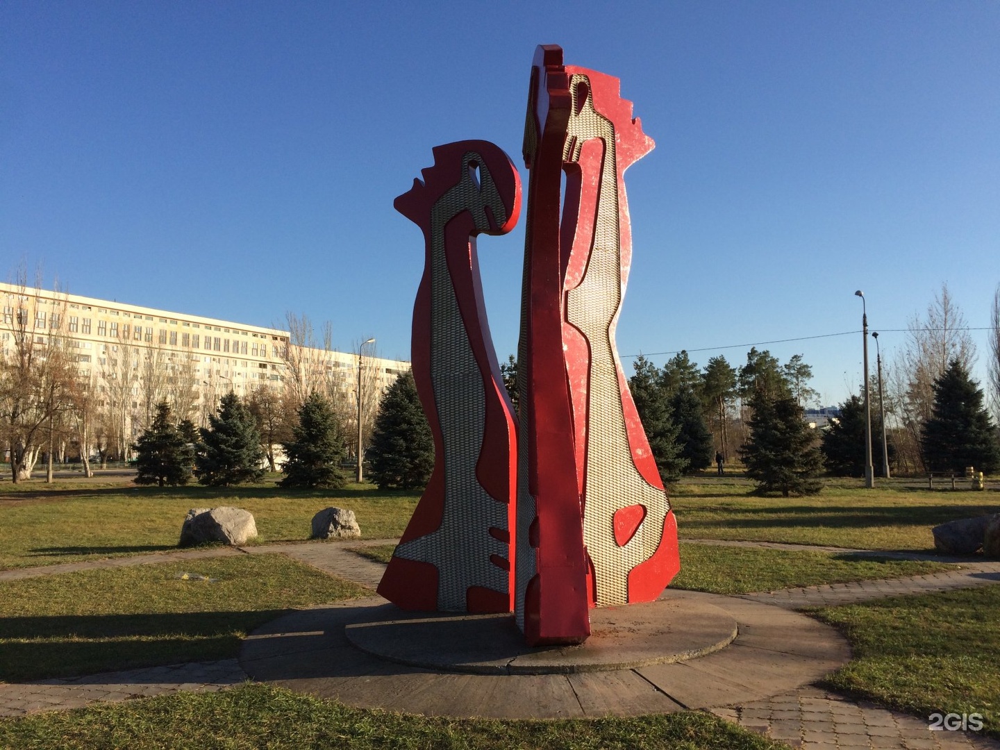 Площадь и памятник Ленина Волжский