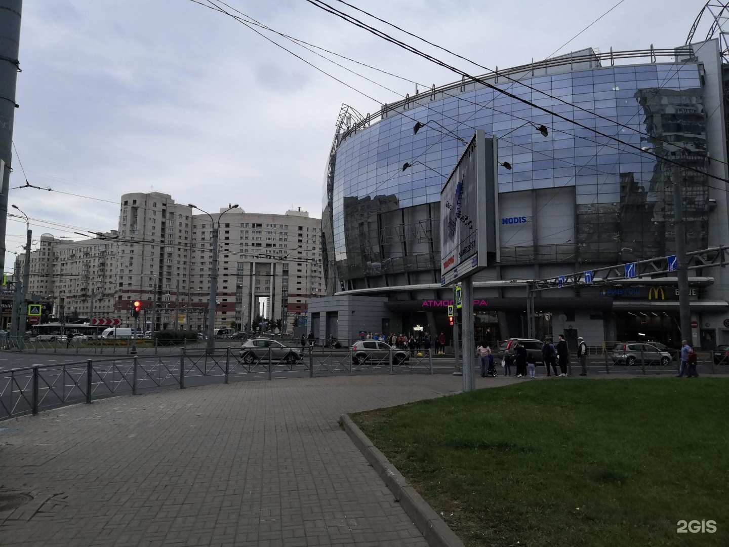 Комендантская площадь атмосфере. Комендантская площадь СПБ. Санкт Петербург Комендантская площадь 4. Россия, Санкт-Петербург, Комендантская площадь 8. Комендантская площадь 31 СПБ.