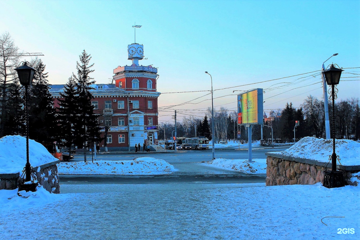 Барнаул площадь мира зима