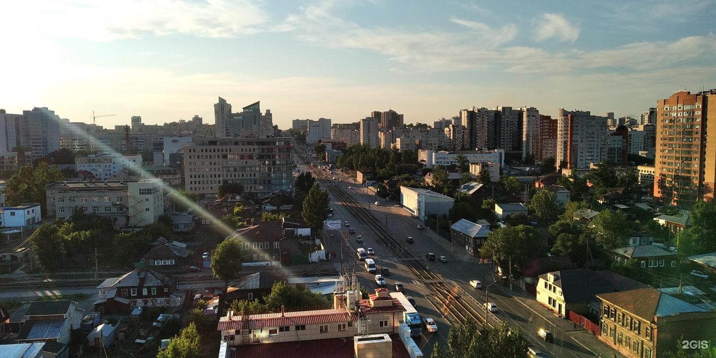 Проспект барнаул. Красноармейский проспект Барнаул. Улица Красноармейская Барнаул. Красноармейский проспект 63 Барнаул. Проспект Красноармейский Барнаул ночью.