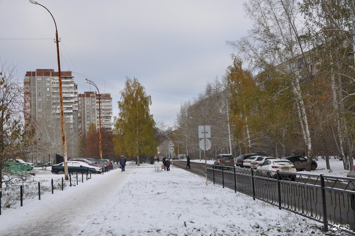 Бульвары екатеринбурга. Улица сиреневый бульвар Екатеринбург. Сиреневый бульвар 7 Екатеринбург. Улица сиреневый бульвар Москва. Каста сиреневый бульвар.