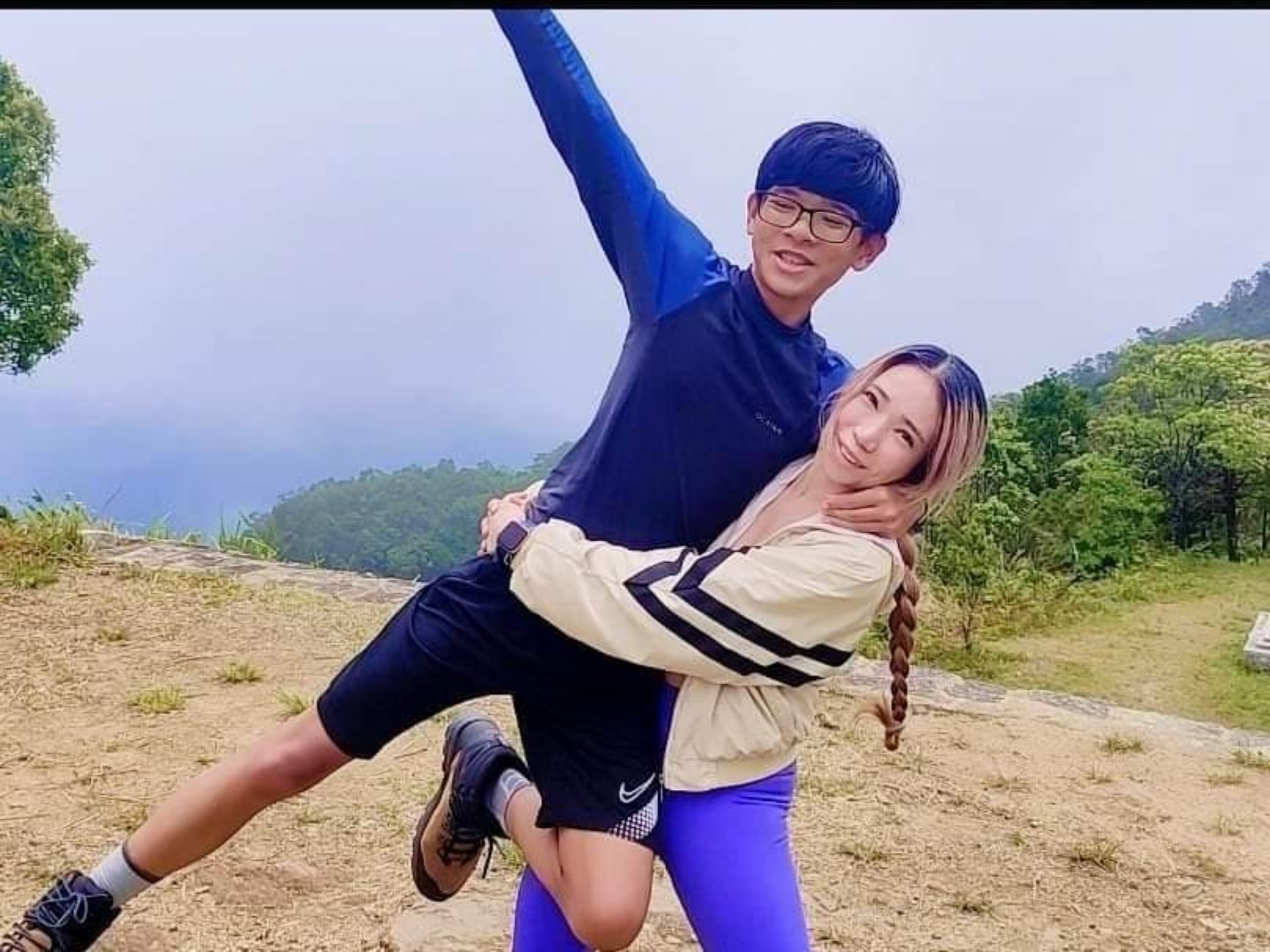 Жыныс m Zhmerynka Үлкен мүшесінің үлкен жоғы бар