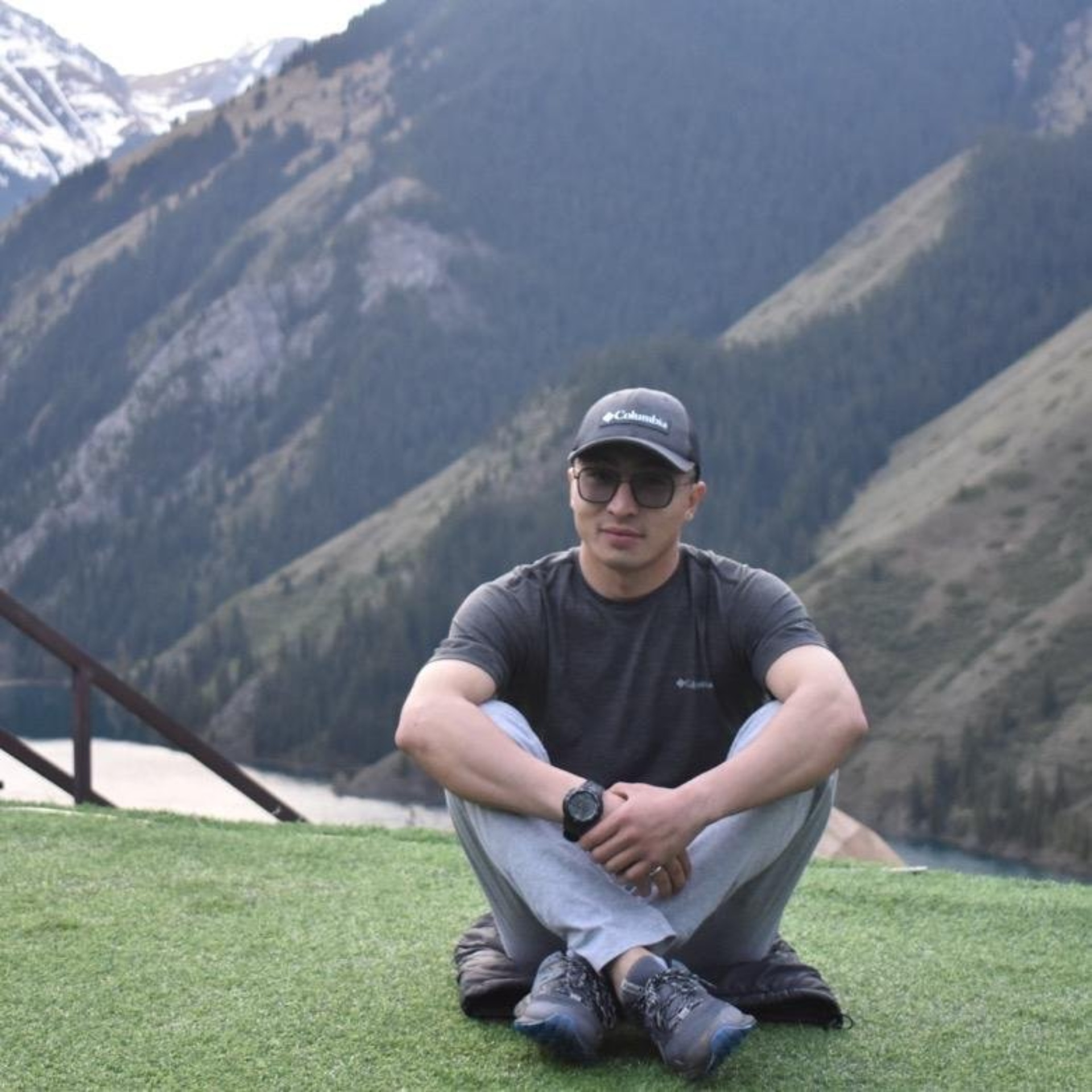 Бразилиялық үлкен жопа порно Шәуетпен толтырылған кисканың үлкен көрінісі