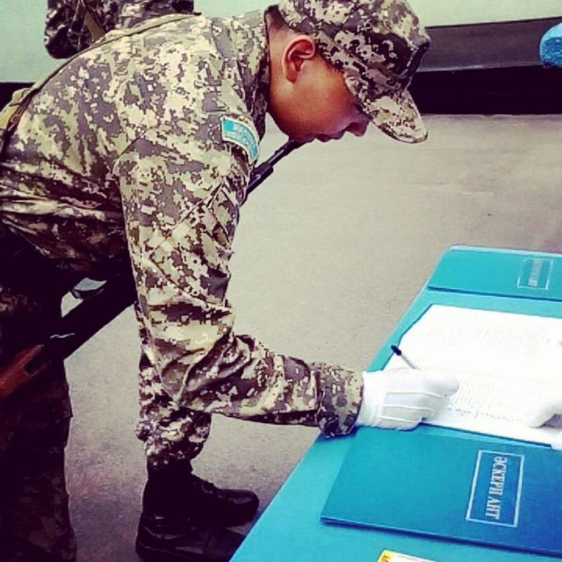 Порно жұлдыз Аннина