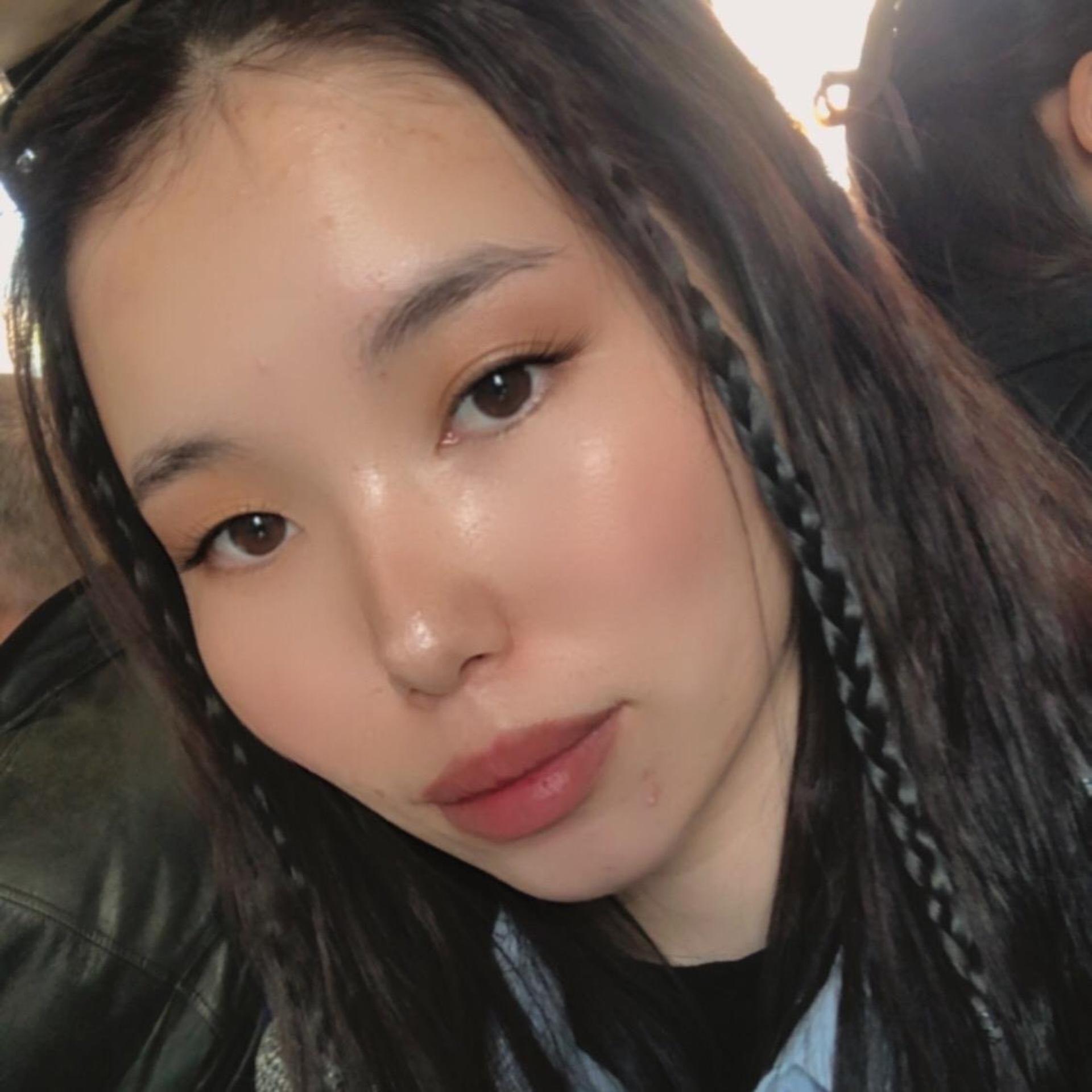 Ирандық жетілген порно Топтық порнодағы жас қыздар