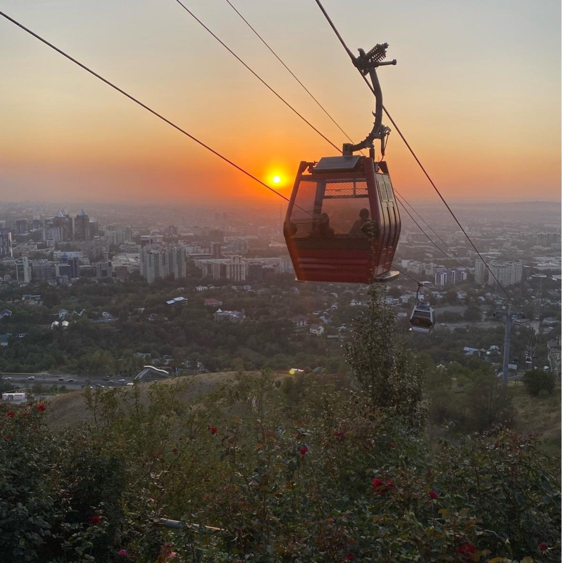 Әдемі поляк әйелдерінің жалаңаш фотосуреттері