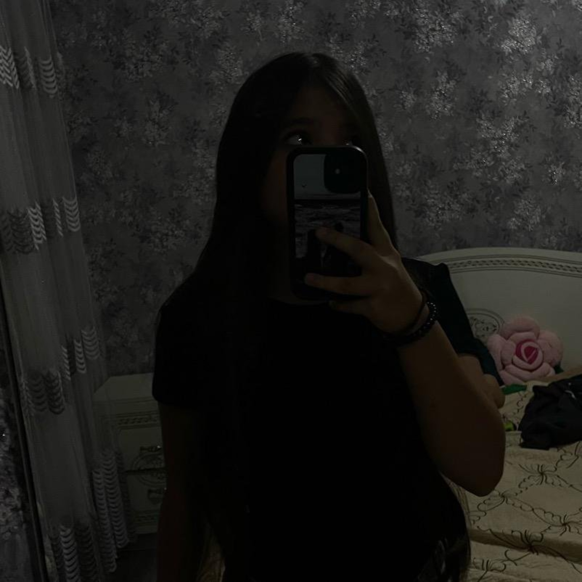 Полтавада ерлі-зайыптылар жақындық үшін ер адамды іздейді.