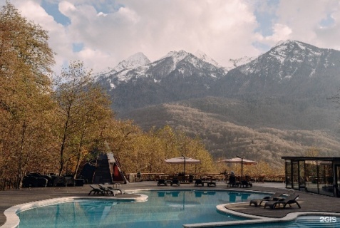 Красная Поляна: Отель Pine River Красная Поляна