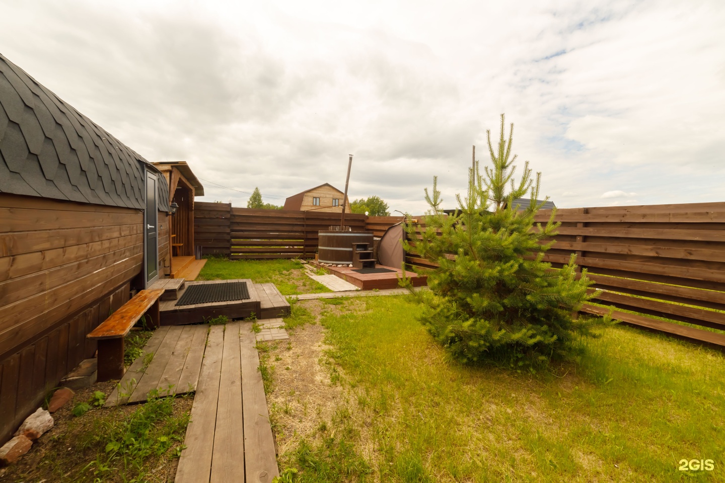 Емельяновский район: Глэмпинг Hut house