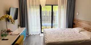 Элекмонар: Отель Игуана