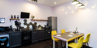 Санкт-Петербург: Хостел BookCase Hostel