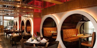 Dubai: Отель Ibis One Central