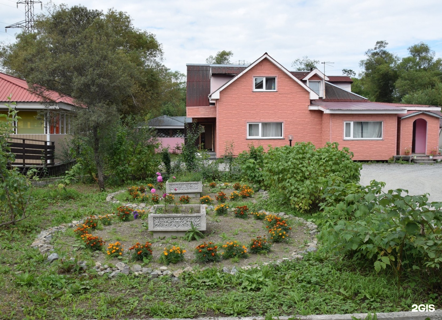 Коттедж Kim House в Южно-Сахалинске