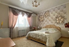 Отель Аревик в Ясном
