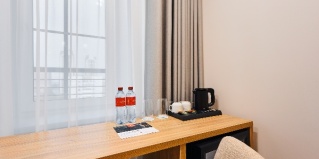 Тюмень: Отель Azimut Сити