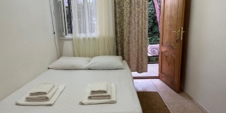 Гагра: Мини-отель Апра