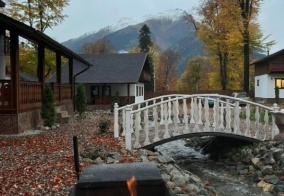 Коттедж Moon House в Архызе