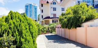 Адлер: Гостевой дом Светлый