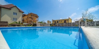 Сириус: Отель Михалычъ