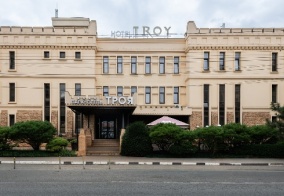 Отель Троя в Краснодаре