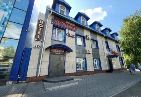 Отель Хижина в Петропавловске